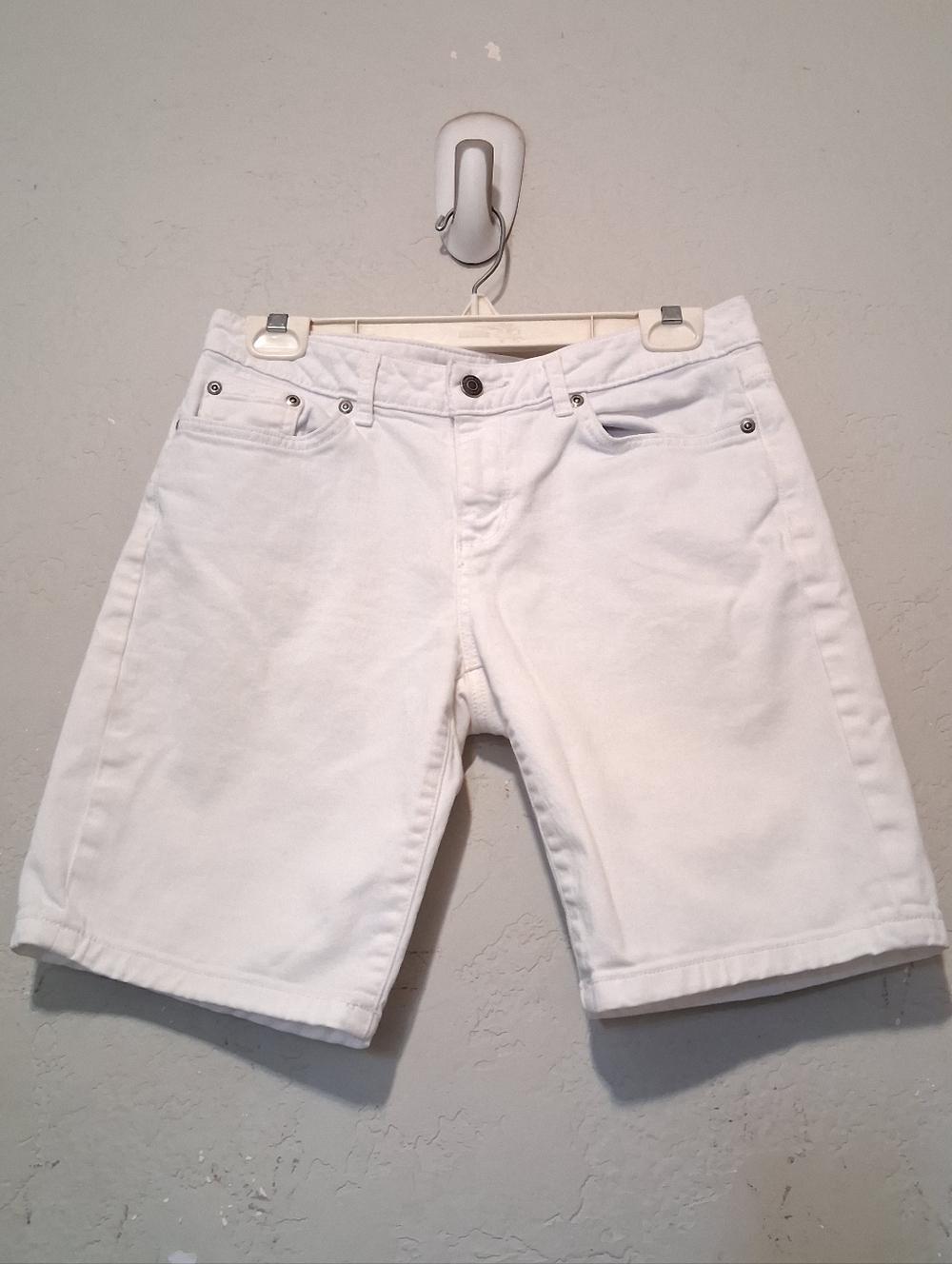 Garnet Hill White‎ Denim Bermuda Short Sz28  Made Colombia Summer Casual Unisex